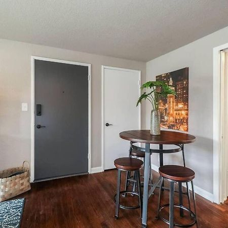 Holly First Floor 2 King Beds Kansas City Exterior foto